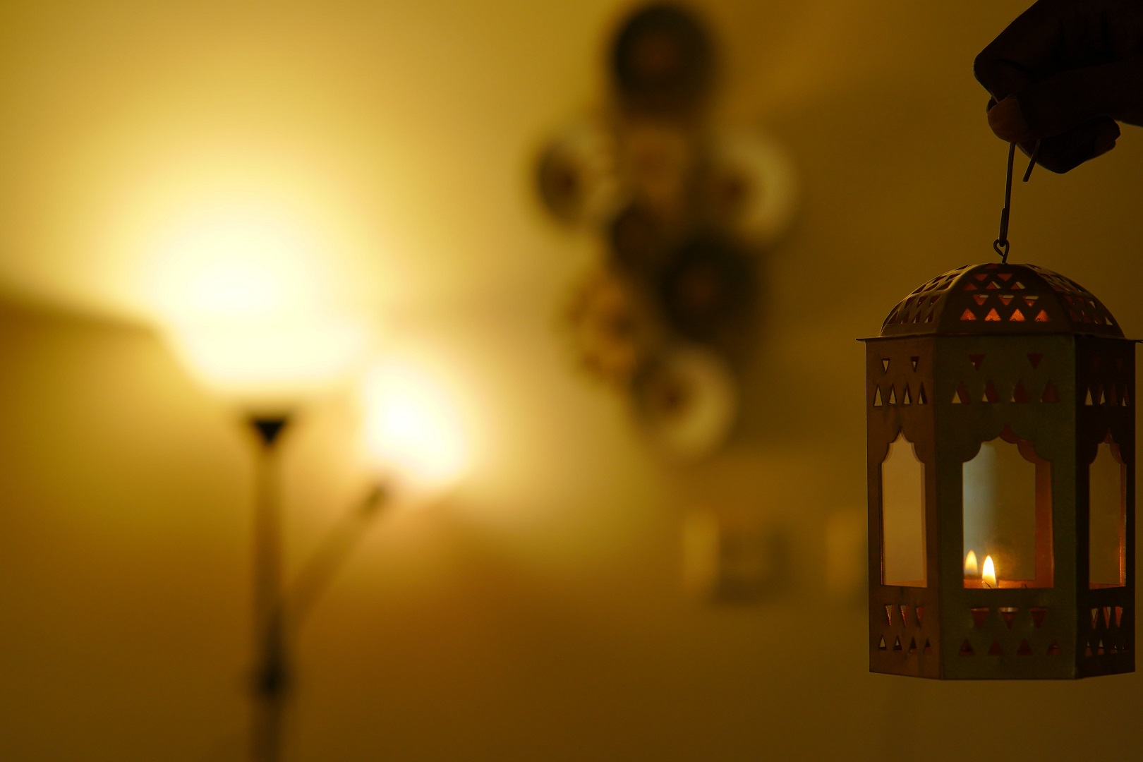 Bedroom detail at Priya Woodz Homestay